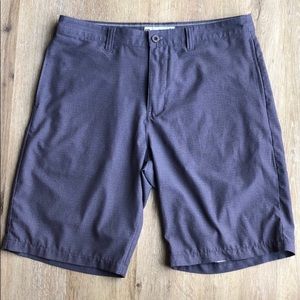 Travis Mathew shorts size 34